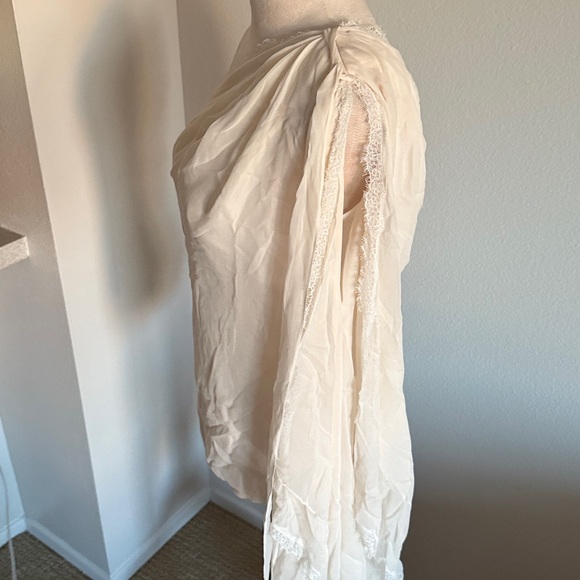 Robert Rodriguez Elegant Cream One-Shoulder Top - Picture 6 of 10